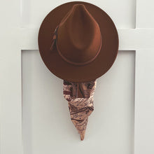 Load image into Gallery viewer, Arizona Icons Bandana
